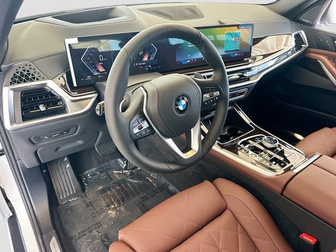 Used 2026 BMW X5 sDrive40i RWD image 9