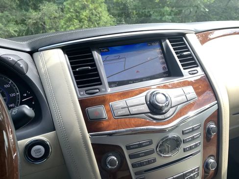 Used 2018 INFINITI QX80 2WD w/ Driver Assistance Package image 15