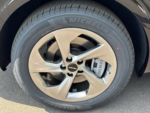 New 2026 Genesis GV70 2.5T Advanced AWD/4WD image 19