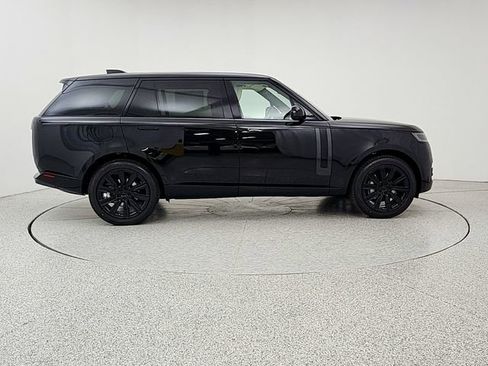 New 2026 Land Rover Range Rover Long Wheelbase SE AWD/4WD image 4
