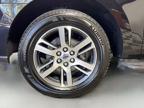 Used 2024 Ford Expedition Max Limited image 14