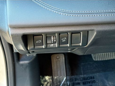 Certified 2024 Subaru Outback Limited XT w/ Popular Package #2 AWD/4WD image 6
