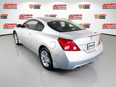 Used 2013 Nissan Altima 2.5 S w/ Premium Pkg image 2