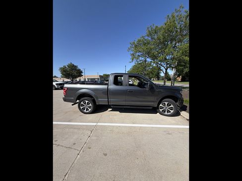 Used 2020 Ford F150 XL w/ Equipment Group 101A Mid AWD/4WD image 2