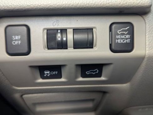 Used 2016 Subaru Forester 2.5i Touring w/ Eyesight & Navigation System AWD/4WD image 32