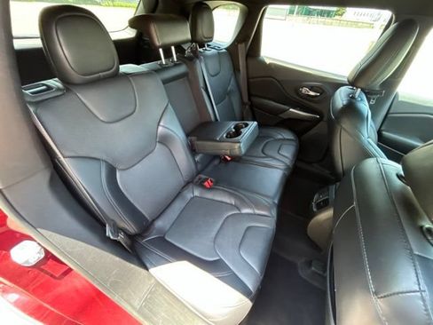Used 2019 Jeep Cherokee High Altitude AWD/4WD image 43