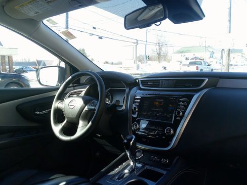 Used 2024 Nissan Murano SV w/ SV Midnight Edition Package image 23