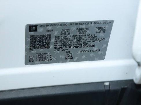 Used 2019 Chevrolet Equinox LS w/ LPO, Floor Liner Package image 31