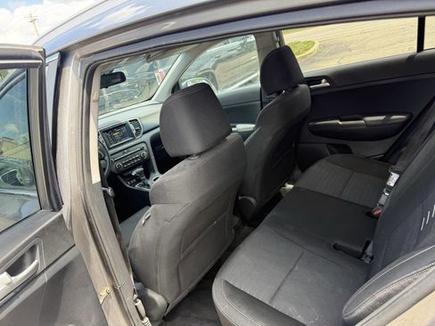 Used 2019 Kia Sportage LX w/ LX Popular Package image 21