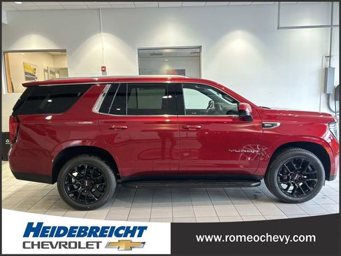 Certified 2023 GMC Yukon SLE w/ Gmc Pro Safety Plus Package image 2