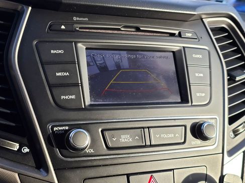 Used 2018 Hyundai Santa Fe Sport image 23