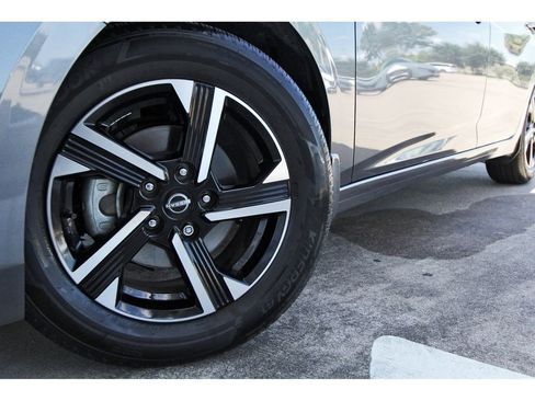 Used 2025 Nissan Sentra SV w/ All-Weather Package FWD image 29
