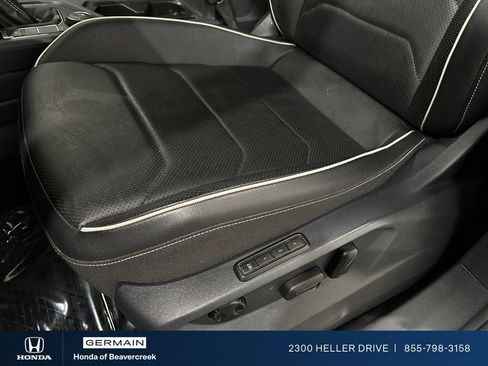 Used 2022 Volkswagen Tiguan SEL R-Line image 19