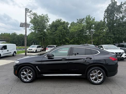 Used 2023 BMW X4 xDrive30i w/ Parking Assistance Package AWD/4WD image 4