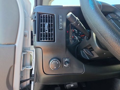 Used 2024 Chevrolet Express 2500 w/ Driver Convenience Package RWD image 16