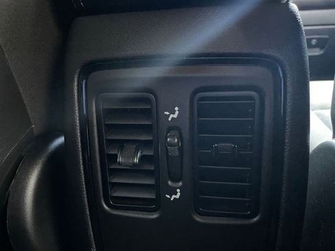 Used 2024 Dodge Durango SXT image 24