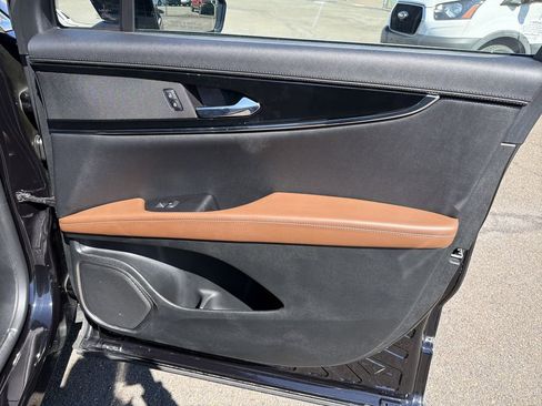 Certified 2023 Lincoln Nautilus Reserve w/ Monochromatic Package image 14