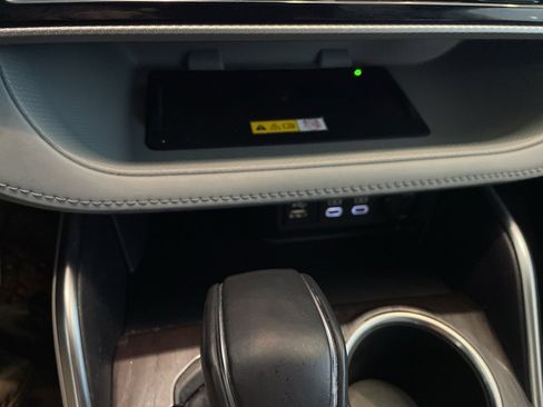 Used 2023 Toyota Highlander Platinum image 18