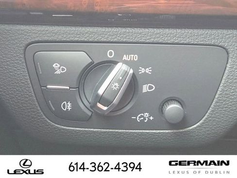 Used 2020 Audi Q5 2.0T Premium w/ Convenience Package AWD/4WD image 19