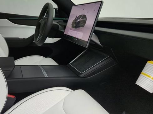 Used 2026 Tesla Model Y Performance AWD/4WD image 33