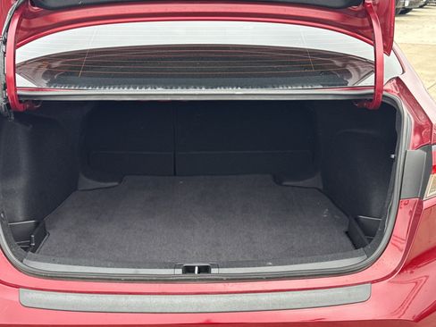 Used 2024 Toyota Corolla SE image 9