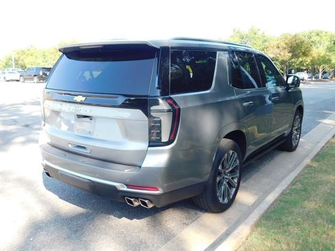 Certified 2025 Chevrolet Tahoe High Country AWD/4WD image 11