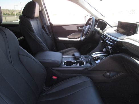 Certified 2023 Acura MDX SH-AWD image 9