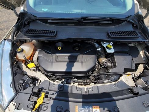 Used 2017 Ford Escape Titanium w/ Equipment Group 301A FWD image 17