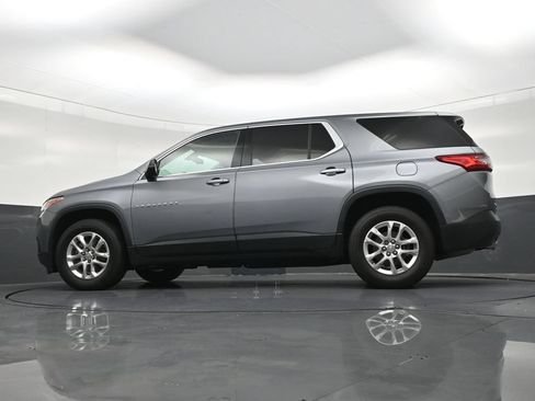 Used 2021 Chevrolet Traverse LS FWD image 24
