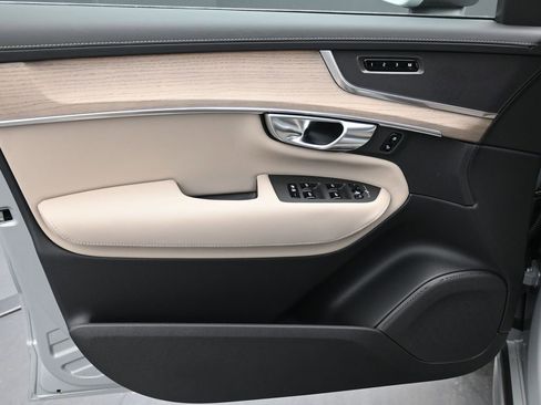 New 2026 Volvo XC90 B6 Core AWD/4WD image 5