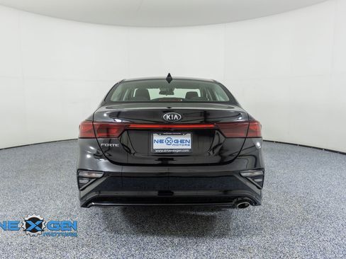 Used 2020 Kia Forte LXS image 6