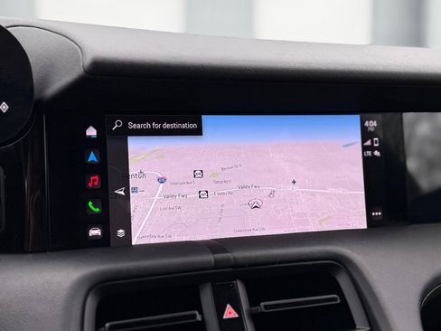 Used 2021 Porsche Taycan image 24