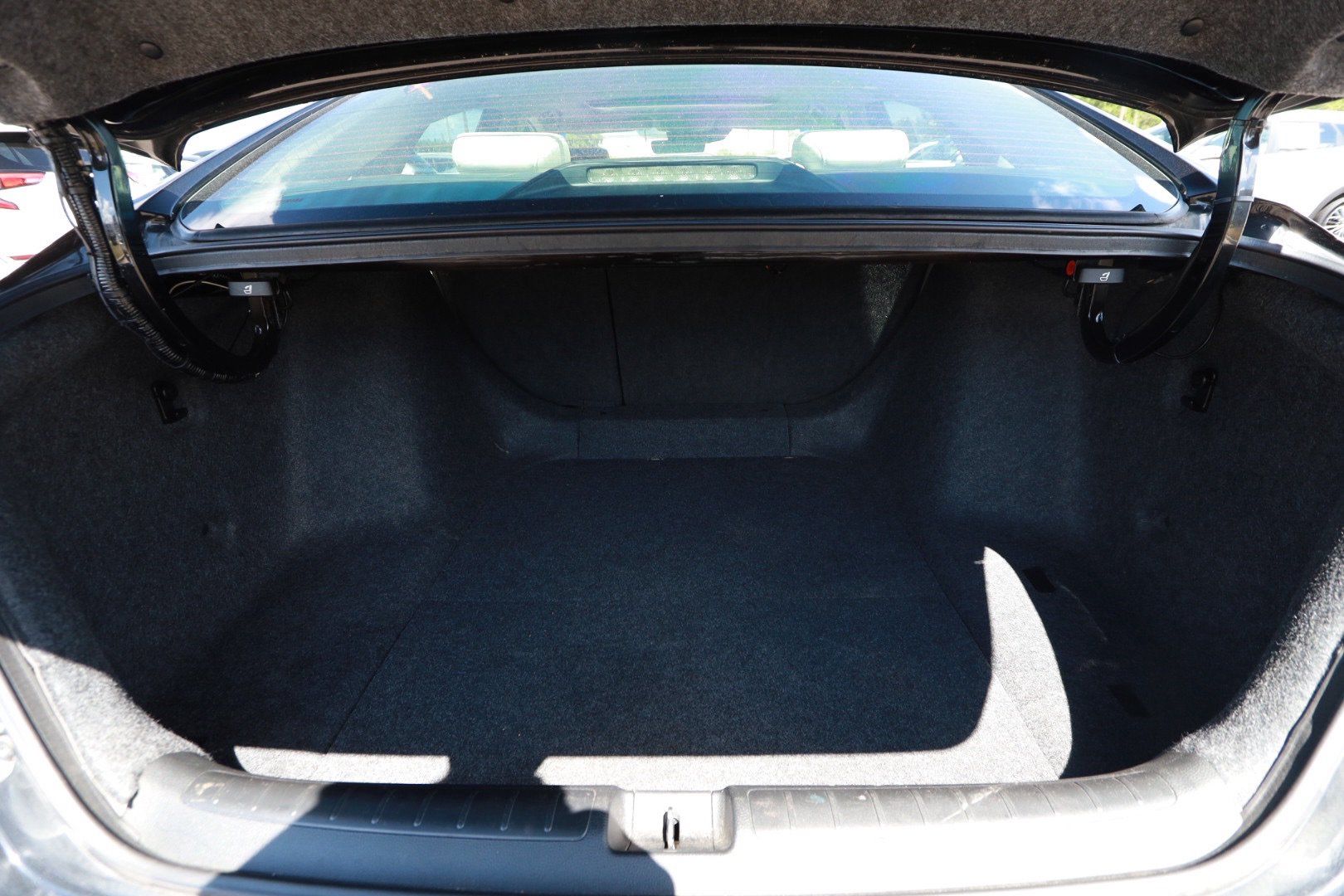 Used 2018 Honda Accord Touring image 25