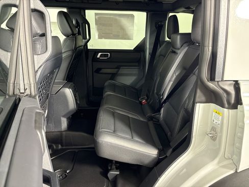 New 2026 Ford Bronco Badlands image 29