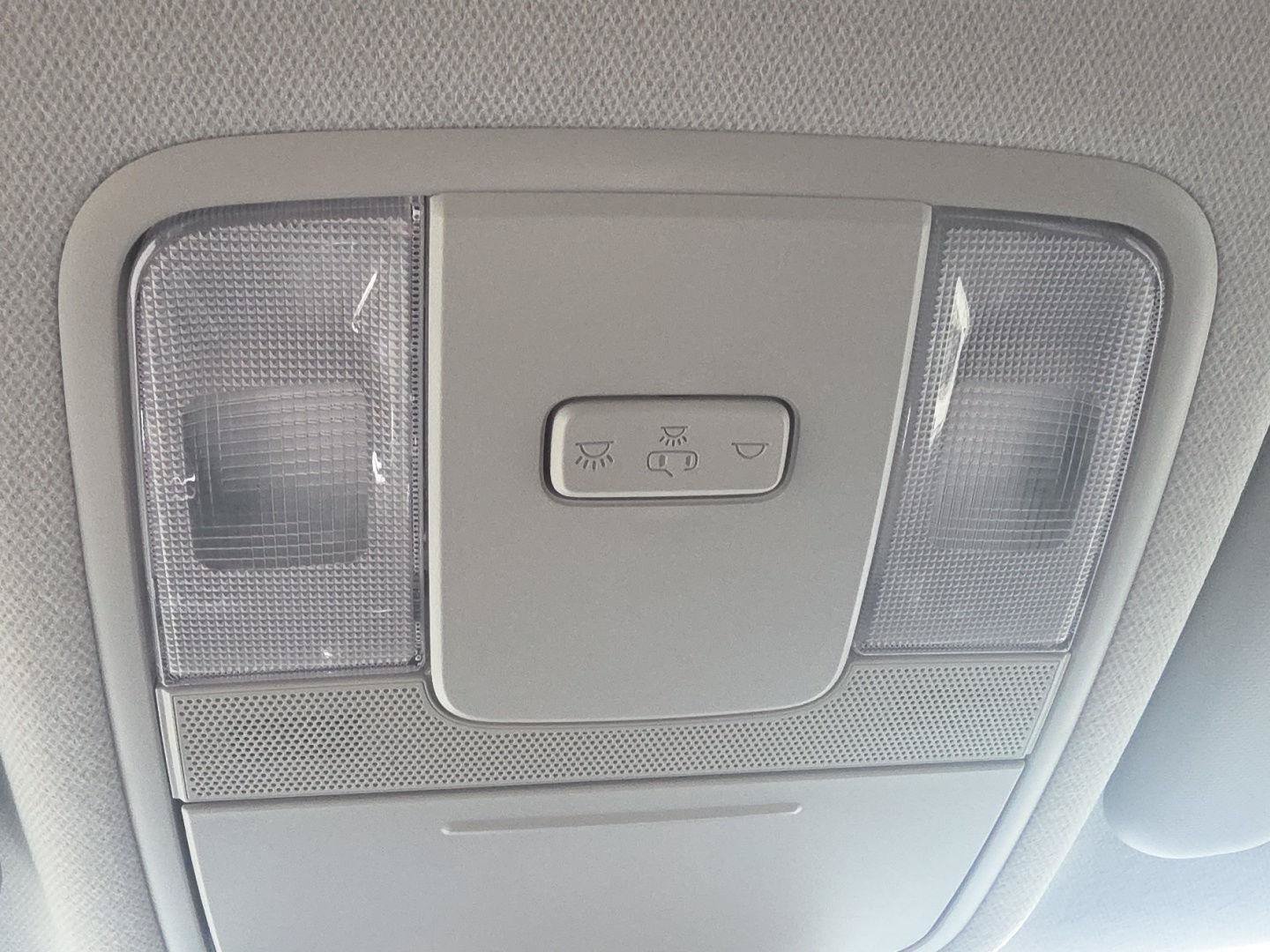 Used 2025 Kia Soul LX FWD image 24