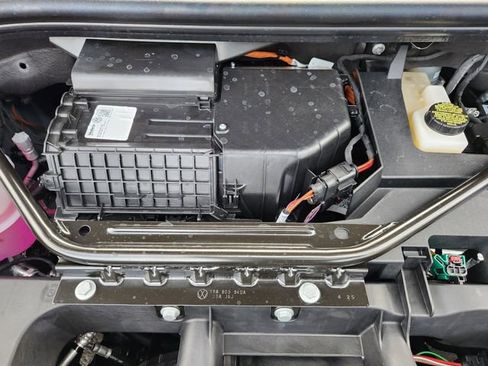 New 2026 Volkswagen ID.4 Pro image 30