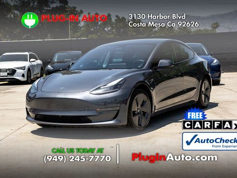 Used 2023 Tesla Model 3 Standard Range RWD image 1
