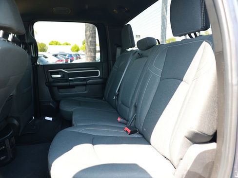 Used 2025 RAM 2500 Big Horn AWD/4WD image 33