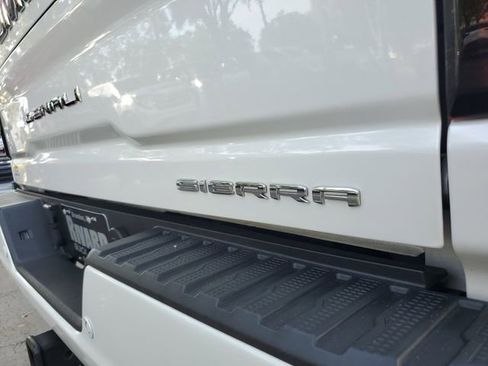 Used 2024 GMC Sierra 2500 Denali w/ Technology Package image 7