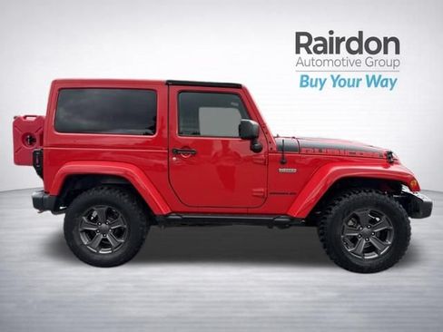 Used 2017 Jeep Wrangler Rubicon AWD/4WD image 8