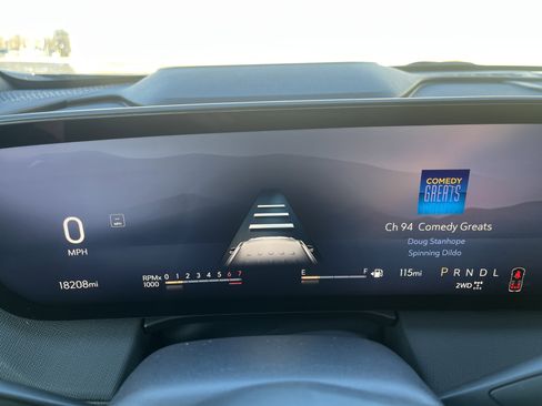 Used 2025 Buick Enclave Preferred image 22