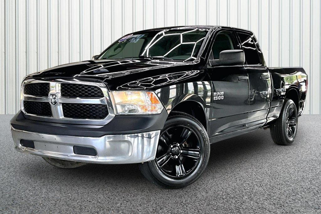 Used 2017 RAM 1500 ST w/ SXT Appearance Group AWD/4WD image 3