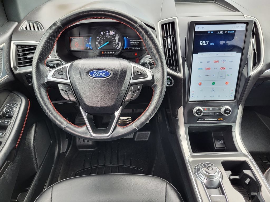 Used 2024 Ford Edge ST-Line w/ Class II Trailer Tow Package AWD/4WD image 29