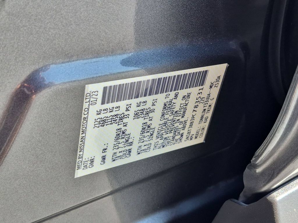 Used 2023 Nissan Rogue SV AWD/4WD image 32