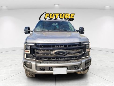 Used 2020 Ford F350 Lariat AWD/4WD image 2