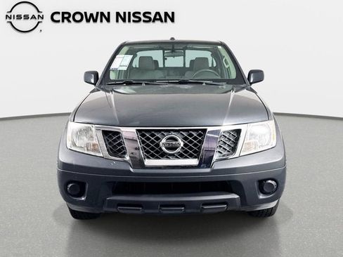 Used 2013 Nissan Frontier SV RWD image 2