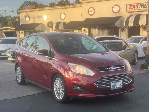 Used 2016 Ford C-MAX Energi SEL w/ Equipment Group 302A FWD image 4