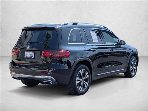 Used 2026 Mercedes-Benz GLB 250 image 5