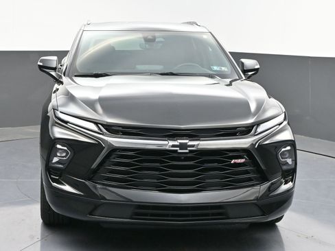Used 2024 Chevrolet Blazer RS w/ Driver Confidence II Package AWD/4WD image 2