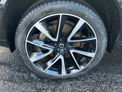 Certified 2023 Volvo XC90 B6 Plus w/ Protection Package Premier image 20